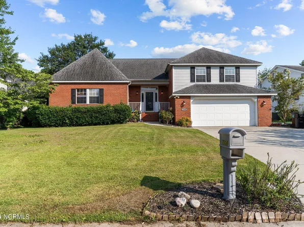 7008 Brittany Lakes Drive, Wilmington, NC 28411