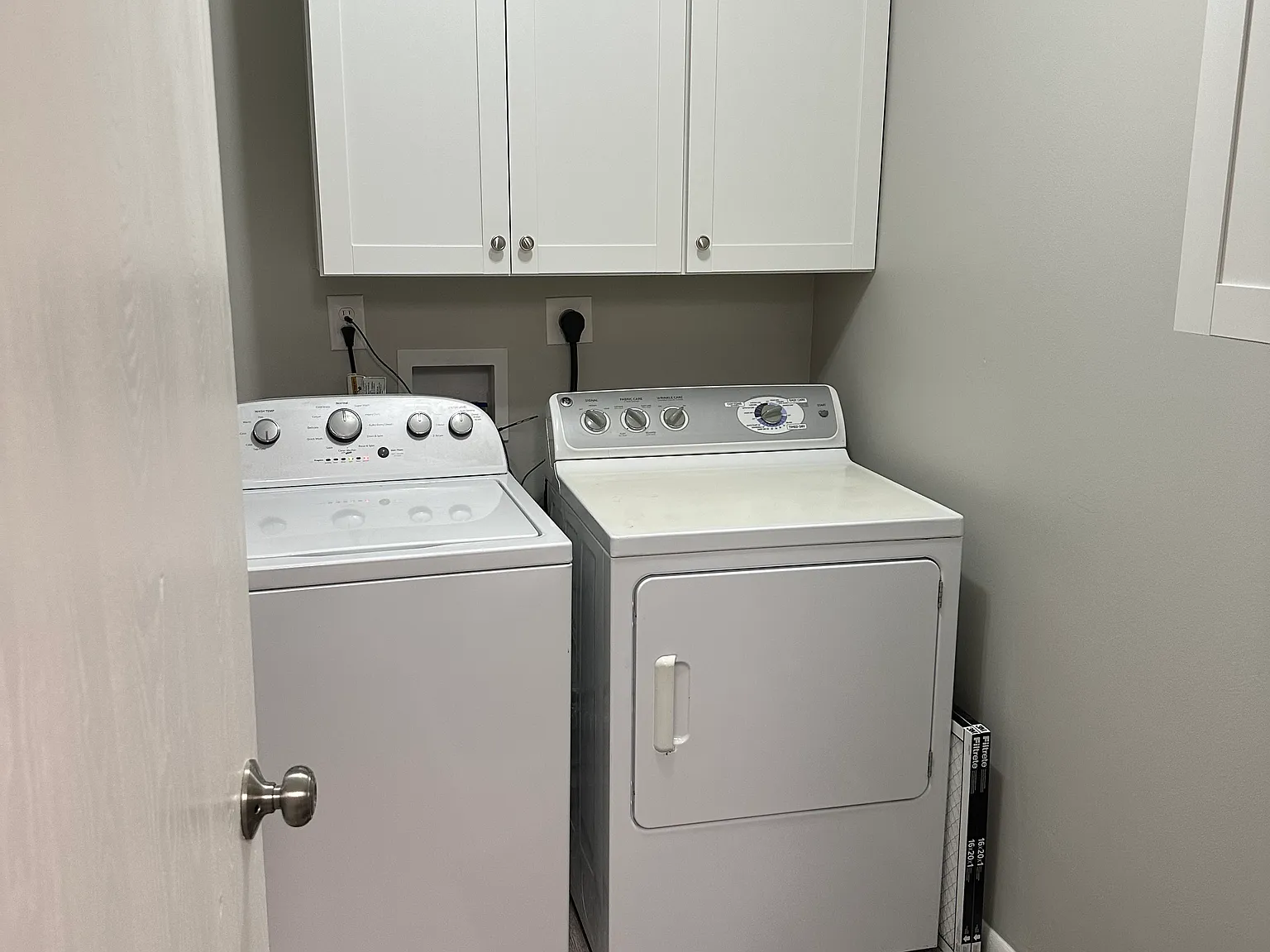 2 bed, 987 sqft, $1,625 — Photo 2