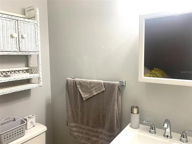 1714 Meadowood St — Photo 30