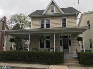 239 E Derry Rd, Hershey, PA 17033