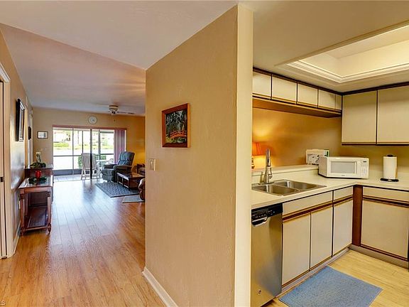 4th image of 13071 Cross Creek Blvd APT 405