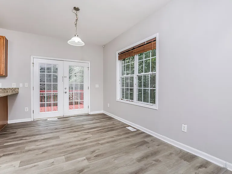 136 Roan Dr — Photo 7