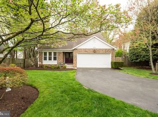 1851 W Queens Ct, Crofton, MD 21114