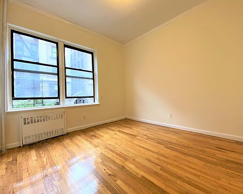 4th image of 612 W 137th St APT 36