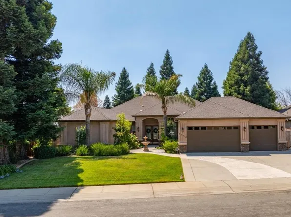 4556 Yellowstone Dr, Redding, CA 96002