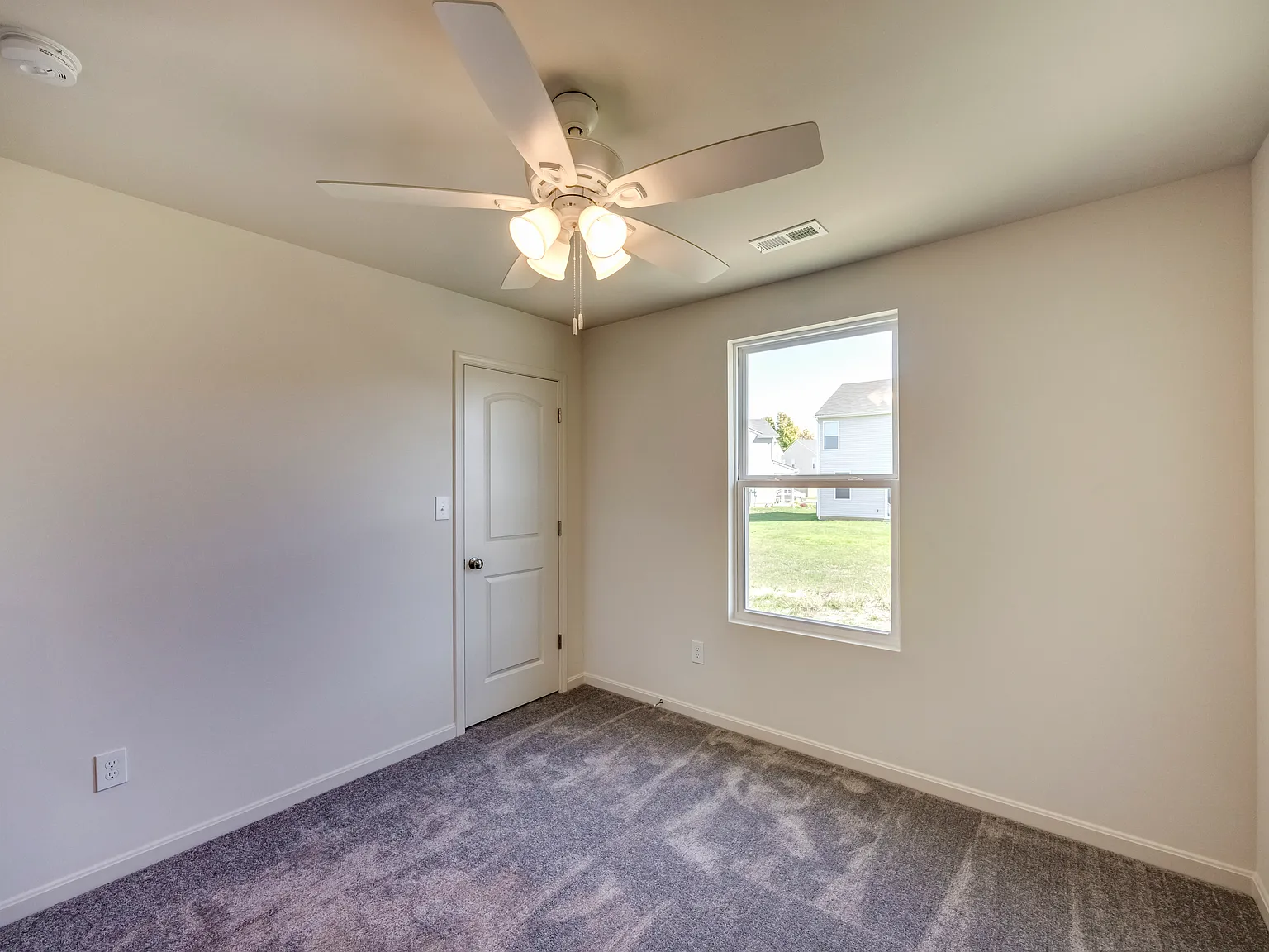 3008 Aiken Back Ln — Photo 4