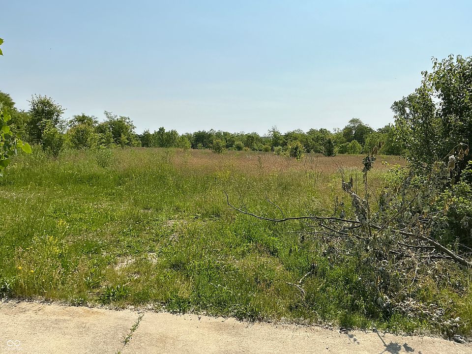 2nd image of 200 S Carroll Rd