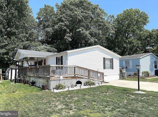 255 Rips Dr, Lothian, MD 20711