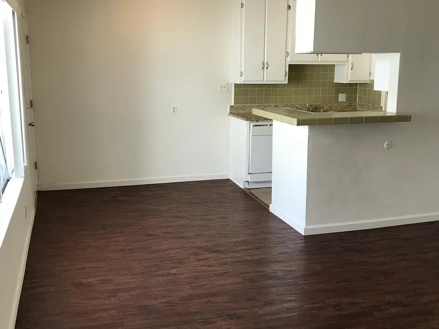 3911 Huron Ave — Photo 3