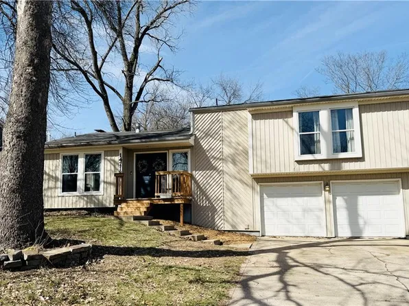 14718 W 91st Ter, Lenexa, KS 66215