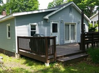 6 Lake Shore Dr, Wales, MA 01081