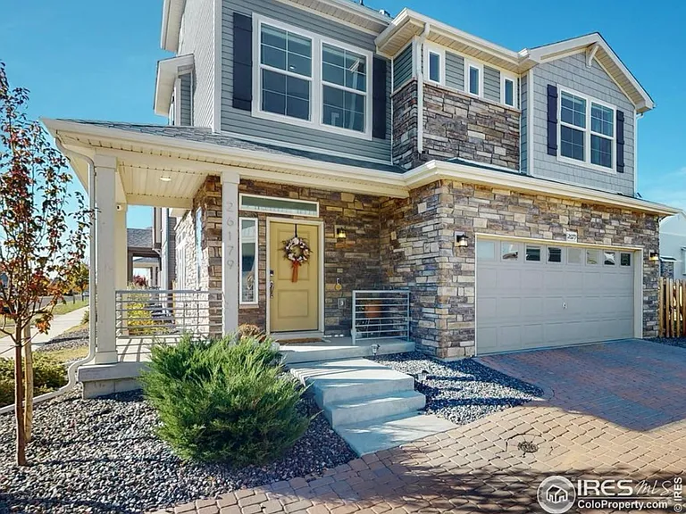 26179 E Maple Dr — Photo 1