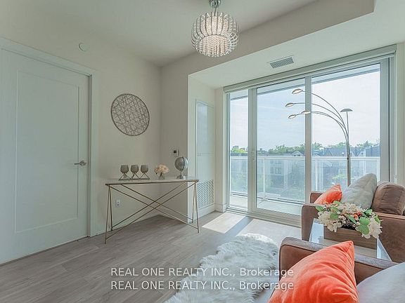 3rd image of 80 Vanauley St #303