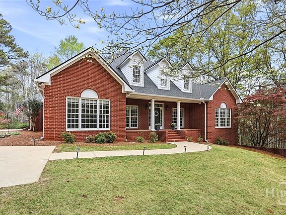 3rd image of 1111 Thornwell Drive