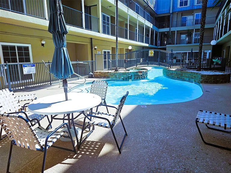 921 Marine Dr #227 — Photo 3