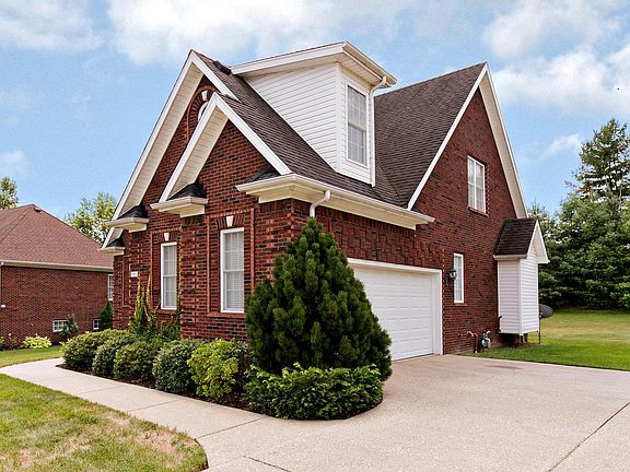 4th image of 1003 Trenton Ct