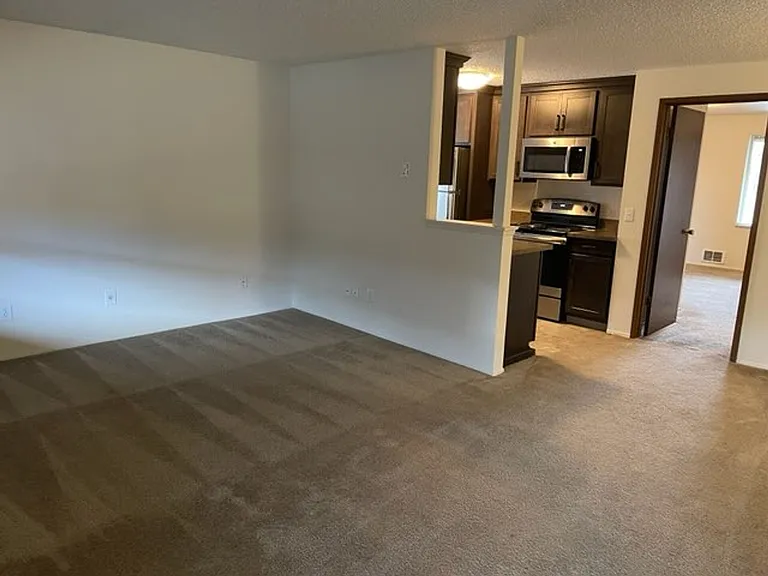 Fairmont Terrace — Photo 3