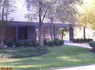 550 S Brentwood Blvd APT 1A, Saint Louis, MO 63105