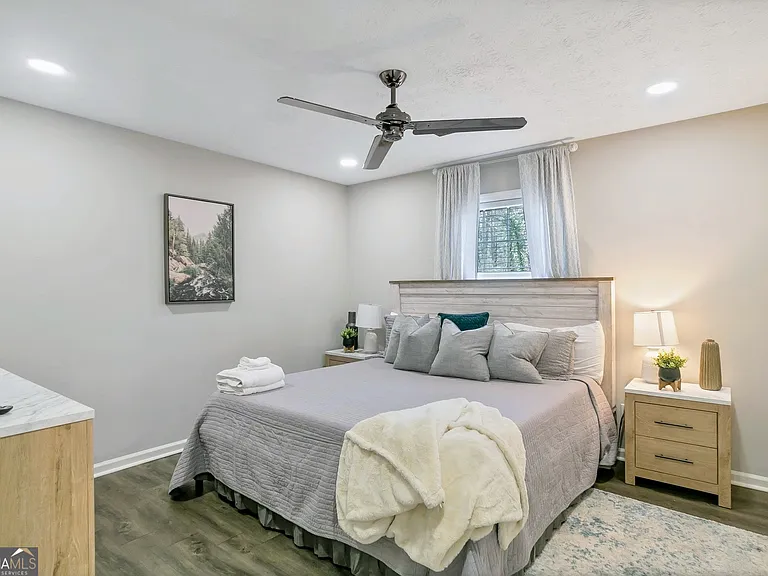 65 Juliana Dr — Photo 17