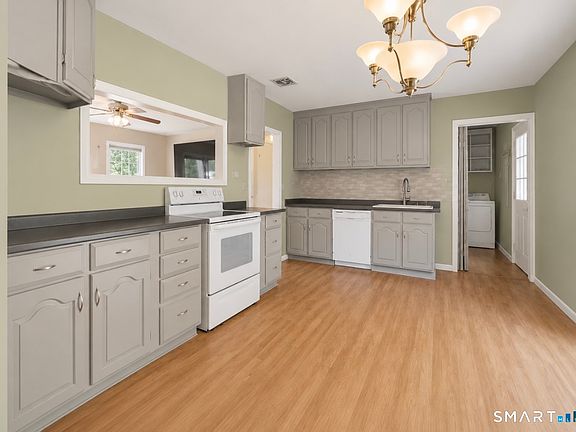 4th image of 78 Fieldbrook Road