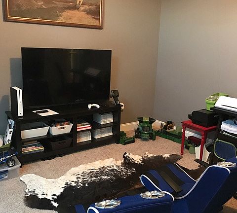 Playroom|Guest Bedroom