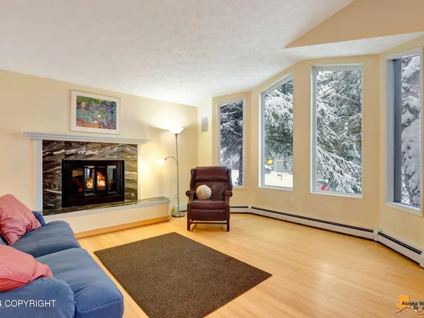 321 Bonnie Jean Ct, Anchorage, AK 99515