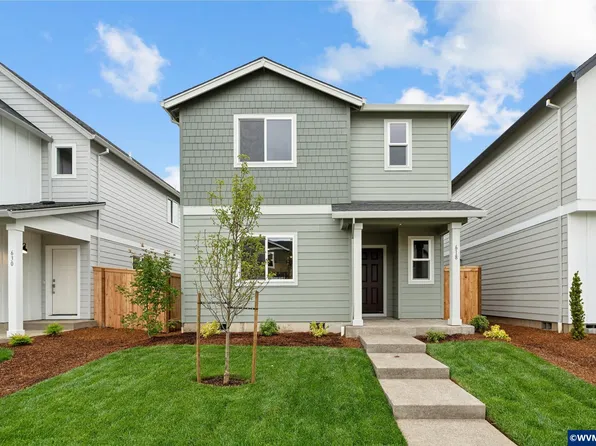 740 Merriott Ln, Woodburn, OR 97071