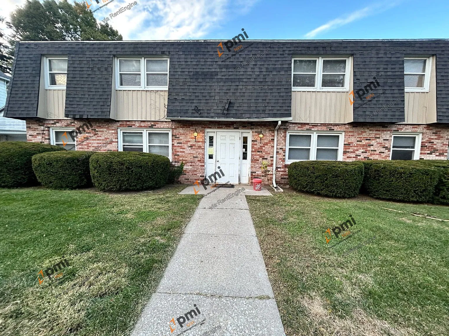 1 bed, 1.0 bath, 800 sqft, $925 — Photo 1