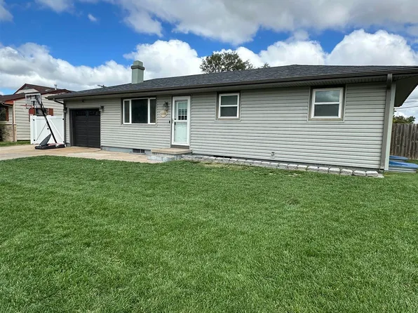6000 Rosewood Dr, Great Bend, KS 67530