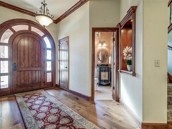 4th image of 8333 NW 128th Cir