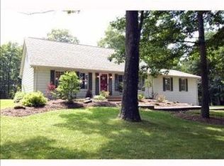 245 Alamae Lakes Rd, Washington, PA 15301