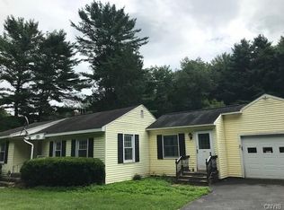 2711 Gulf Rd, Manlius, NY 13104
