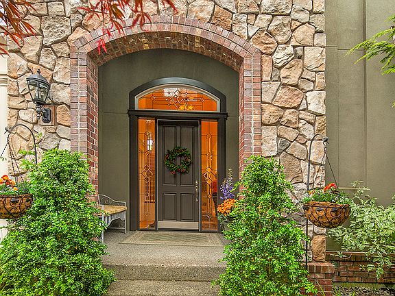 5th image of 1789 30th Ave NE