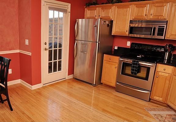 Kitchen off of Living Room