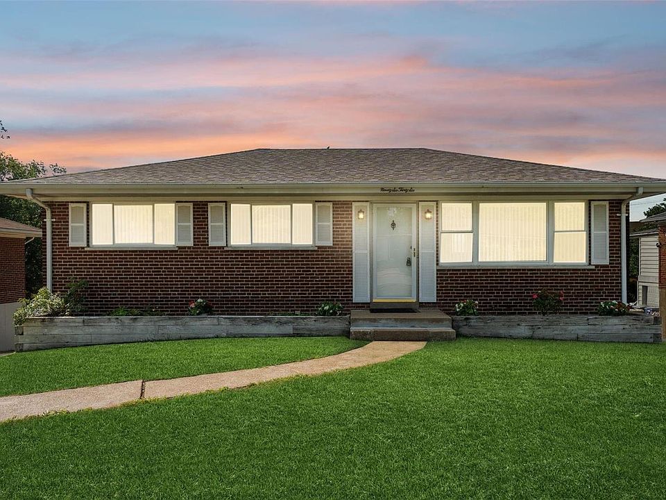 9636 Greenview Dr, Saint Louis, MO 63126 Zillow