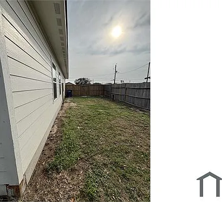 406 Jester St — Photo 15