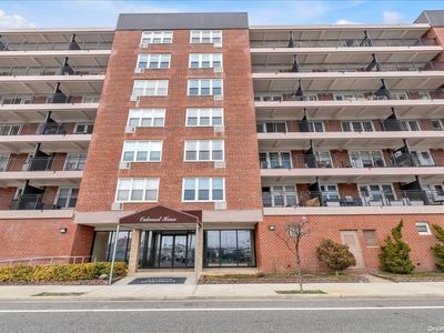 1 E Broadway #2H, Long Beach, NY, 11561