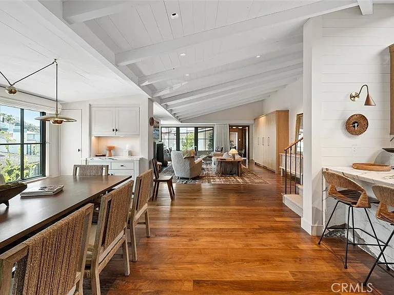 27 Emerald Bay — Photo 17