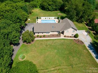 835 Cane Creek Rd, Fletcher, NC 28732