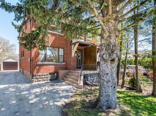 19 19th St, Toronto, ON M8V 3L4