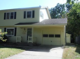 3915 W Westport Dr, Wichita, KS 67203