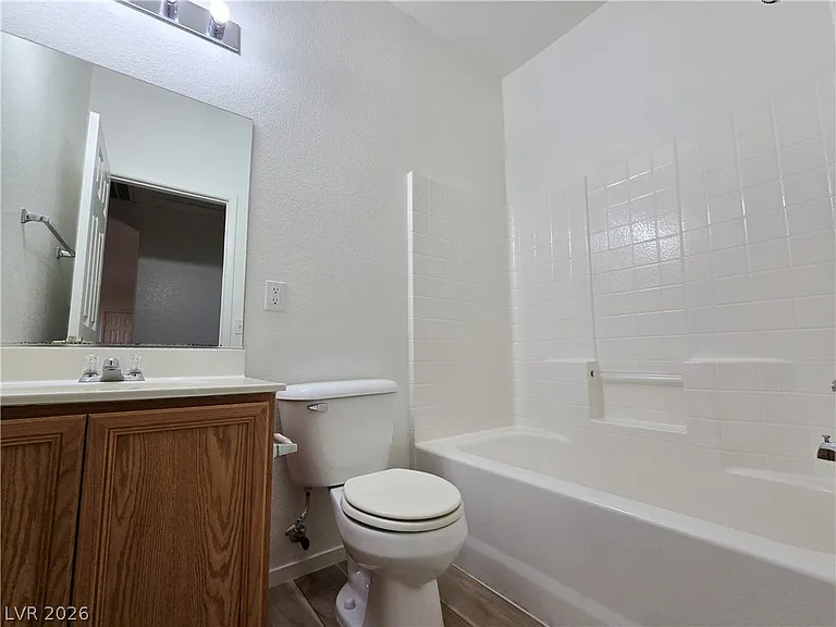 6320 Desert Leaf St #201 — Photo 20