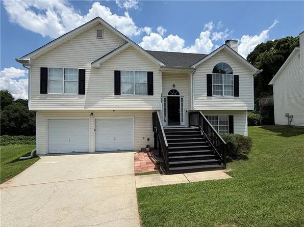 11072 Pebble Ridge Dr, Hampton, GA 30228