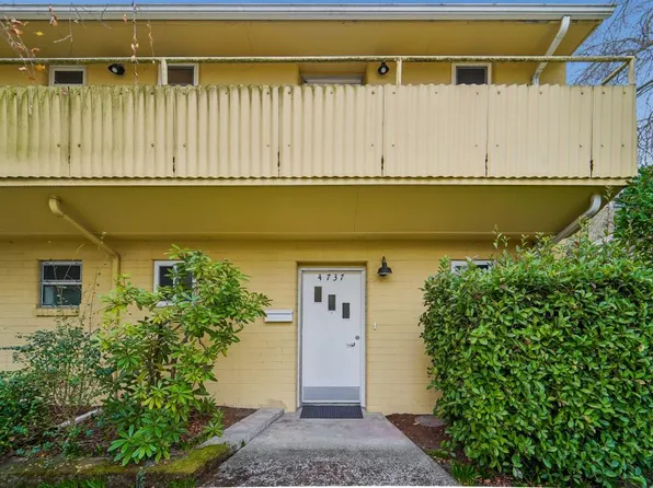 4737 40th Ave NE Unit A, Seattle, WA 98105