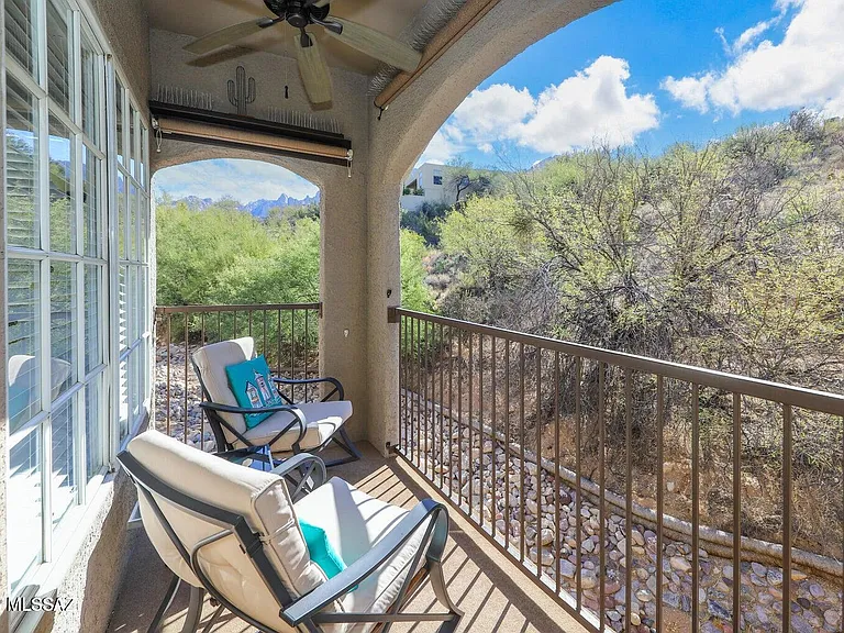 1500 E Pusch Wilderness Dr #13205 — Photo 23