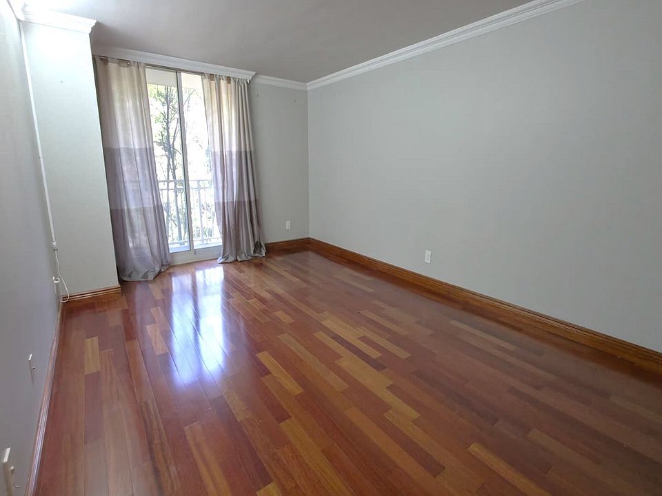 1st image of 1055 River Rd APT 302
