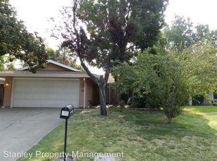 10 Timberwood Ct, Sacramento, CA 95833