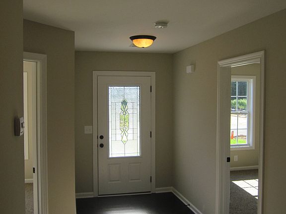 2nd image of 434 N Magnolia Dr