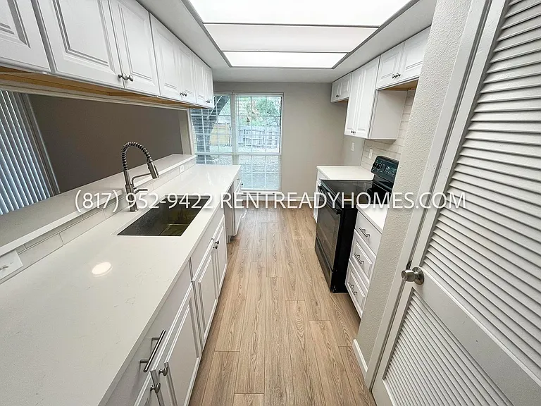 9526 Millers Rdg — Photo 12