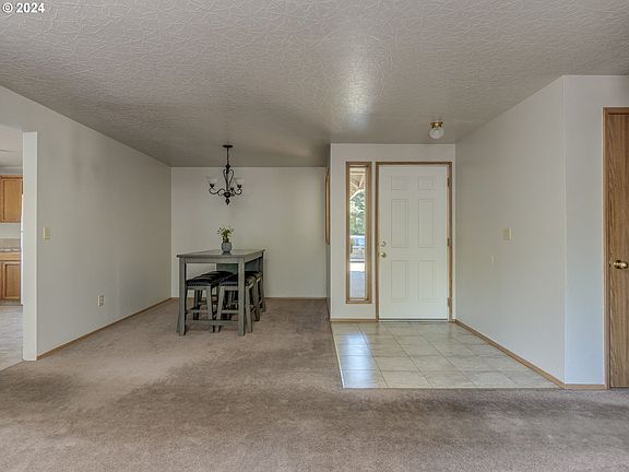 5th image of 7303 NE 107th Ave